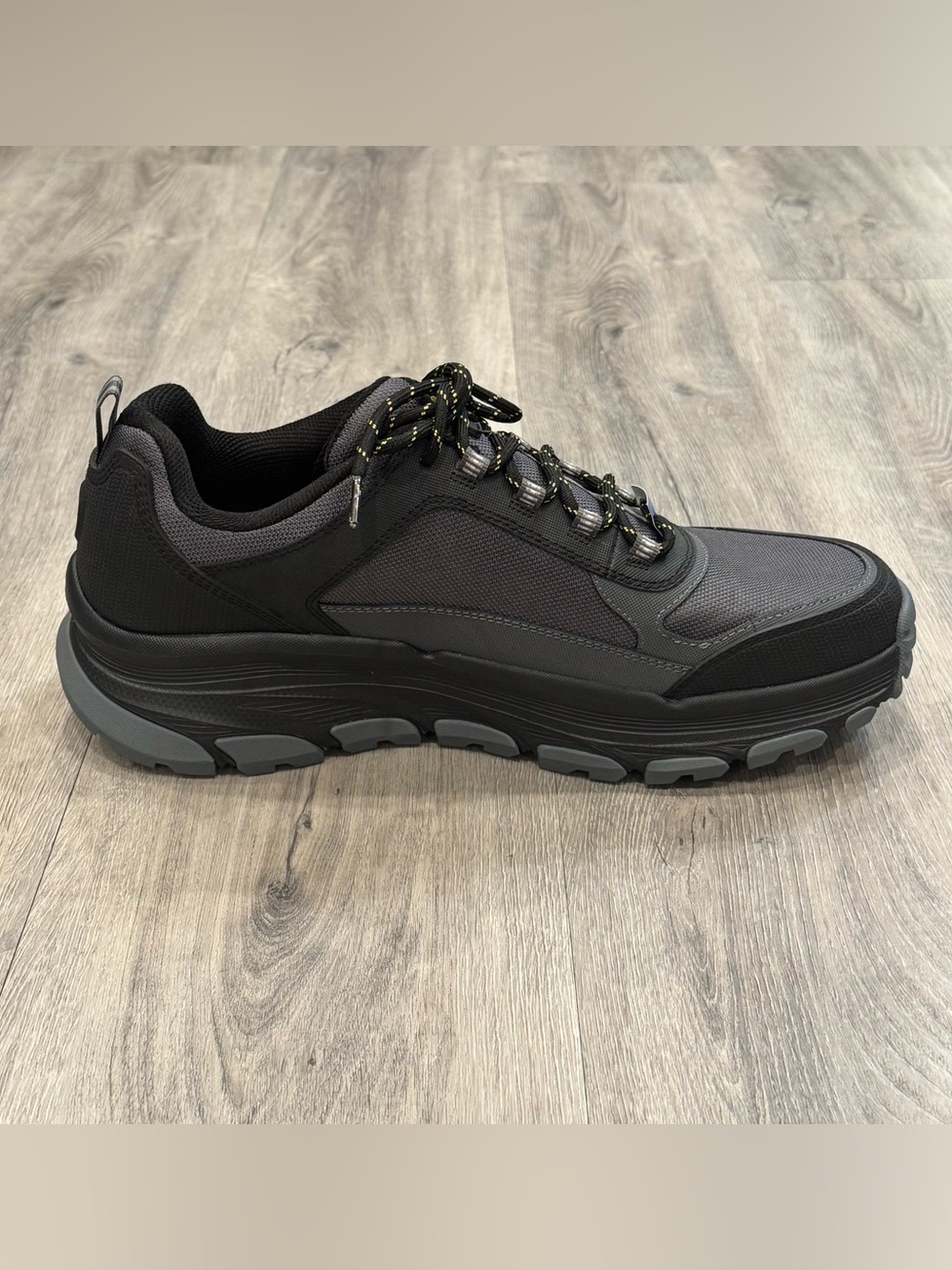 Skechers X John Deere D’Lux Trekker Relaxed Fit Soundguard Hiking Trail Shoes - Picture 3 of 10
